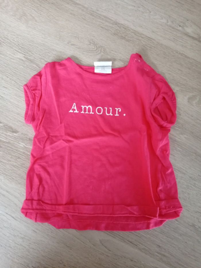 Lot de deux t-shirts manches courtes Kiabi 9 mois - photo numéro 2