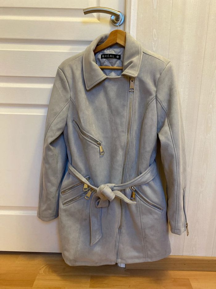 Très beau manteau gris neuf