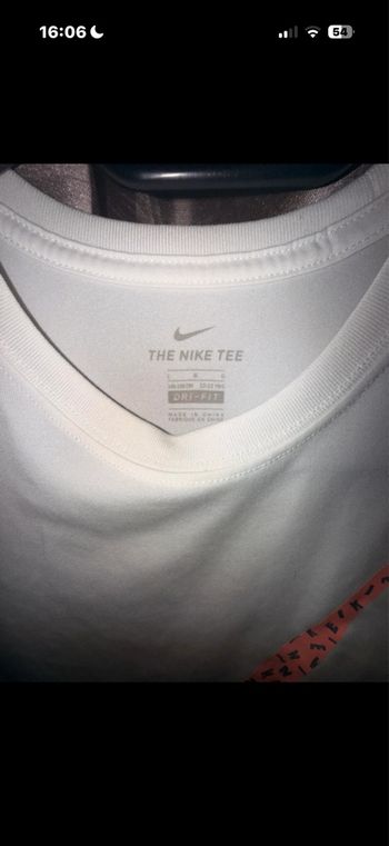 tee shirt nike