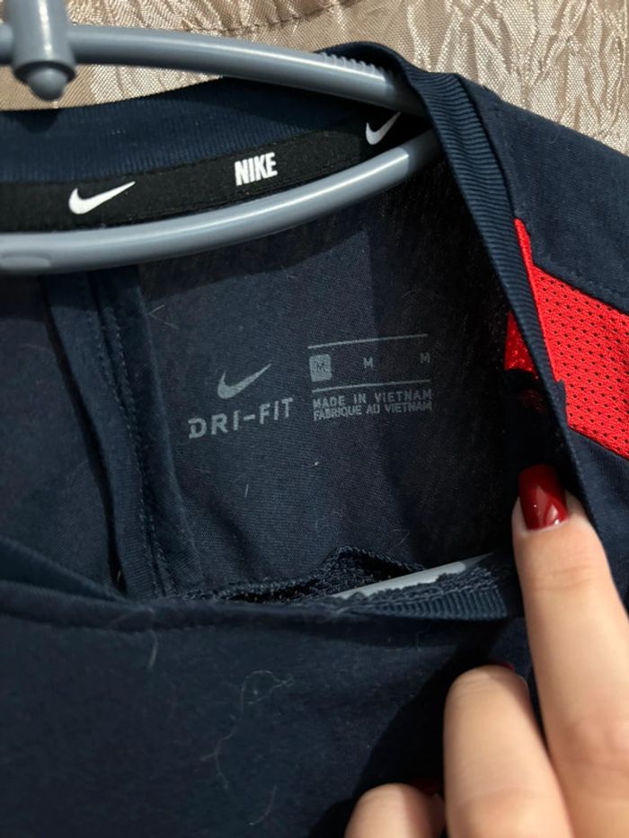 T-shirt Nike homme – comme neuf - photo numéro 3