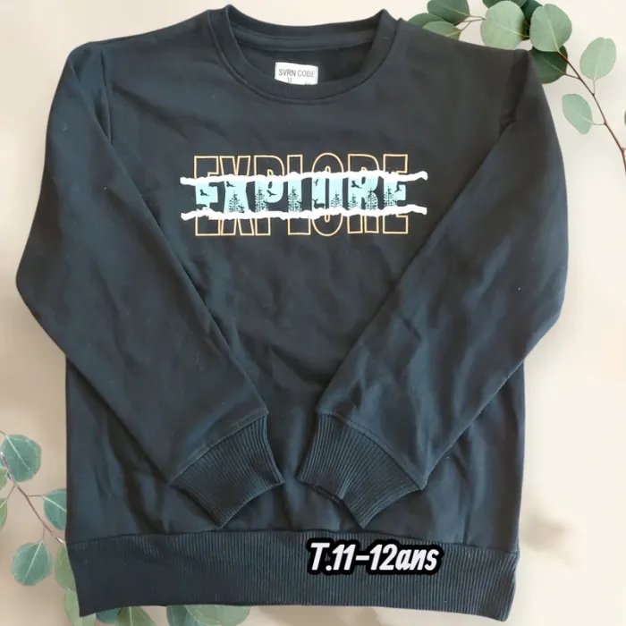 Sweat enfant T. 11-12ans neuf sans étiquette
