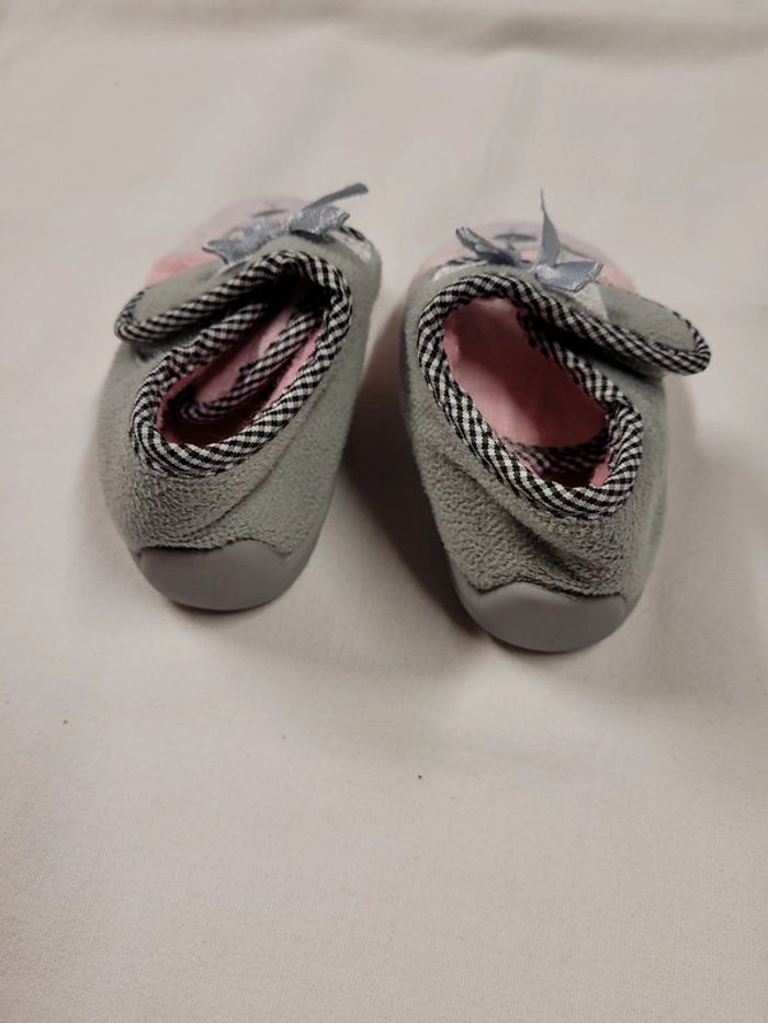 Chaussons fille taille19 - photo numéro 5
