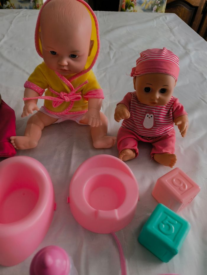 Lot poupons - photo numéro 2