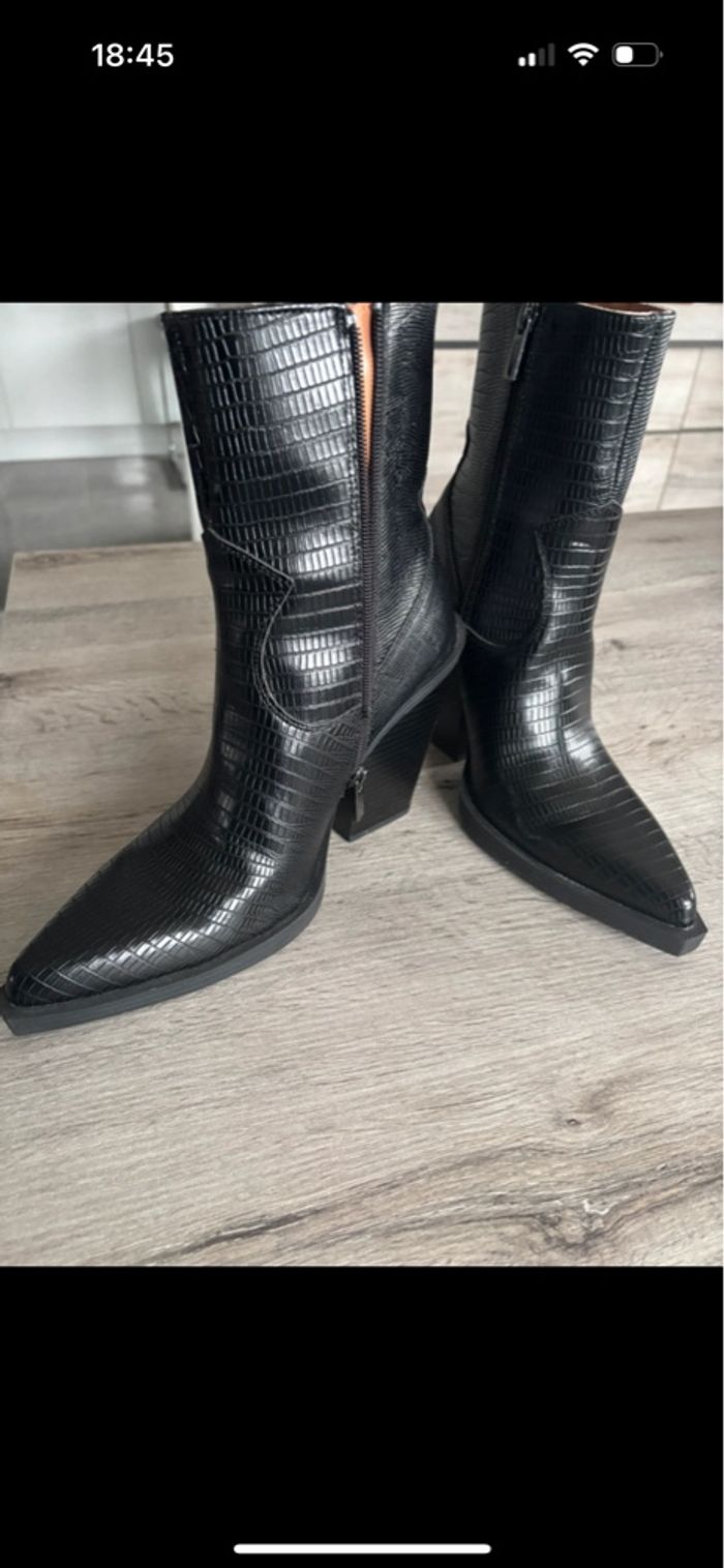 Bottes à talons - photo numéro 3