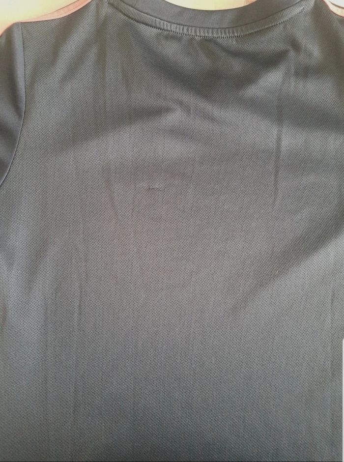 Tee shirt sport - photo numéro 5