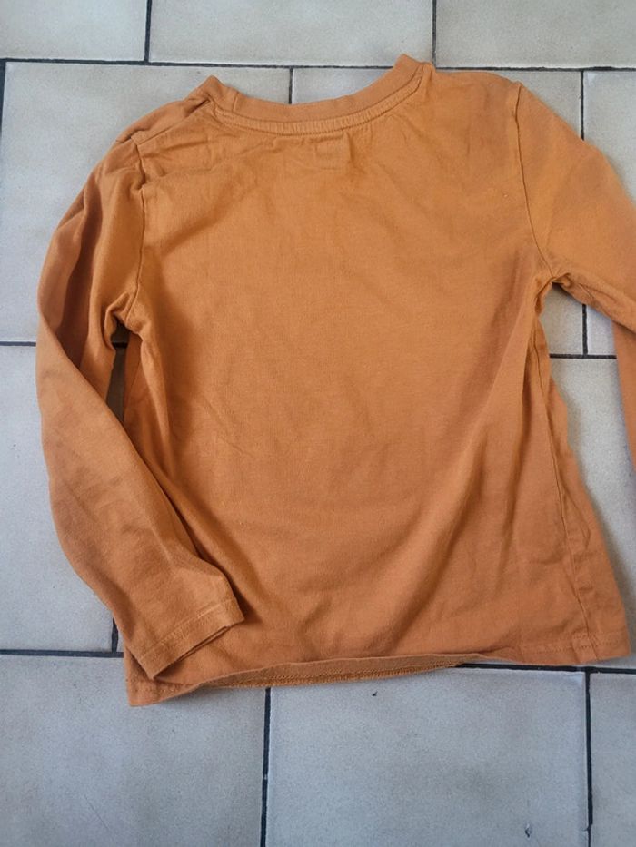 Haut garçon 5 ans - photo numéro 2