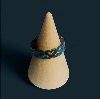 Bague alliance cœur enlacés