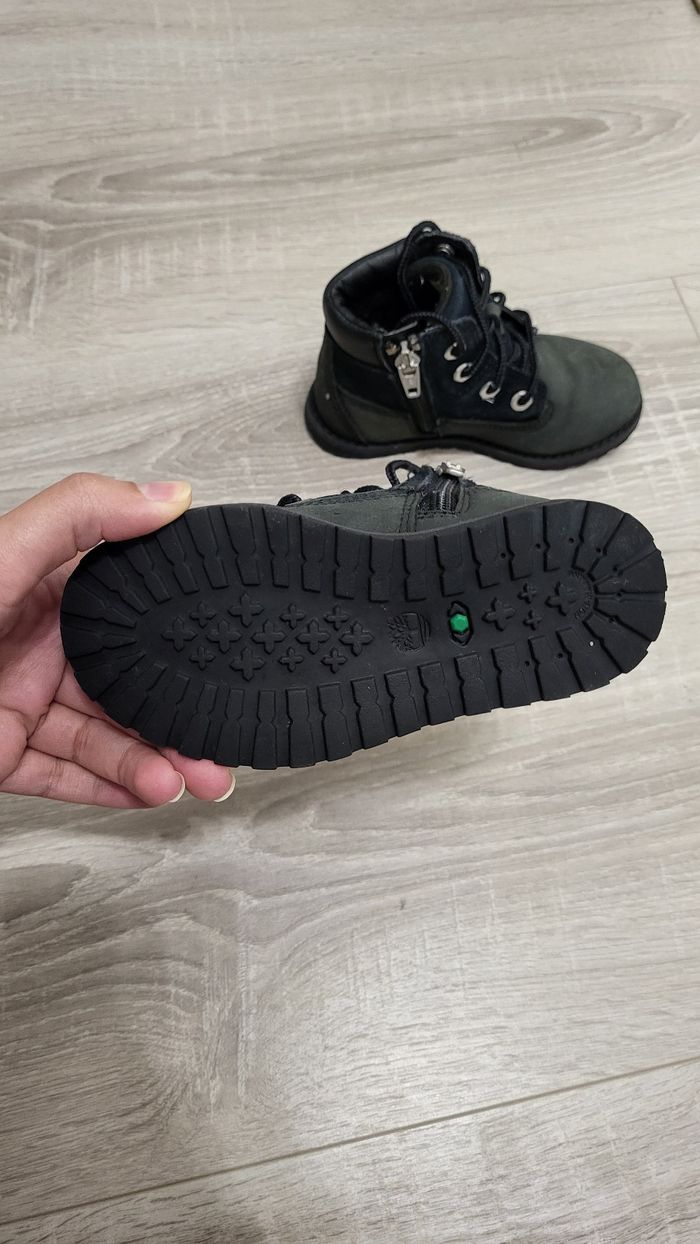 Bottines timberland comme neuf - photo numéro 2