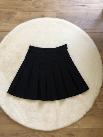 Jupe noire plissée - écolière - Kiabi 32