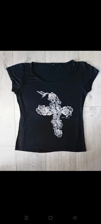 T-shirt imprimé croix roses vintage