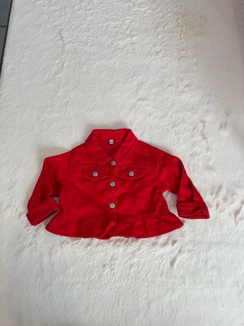 Veste en jean souple rouge à volants