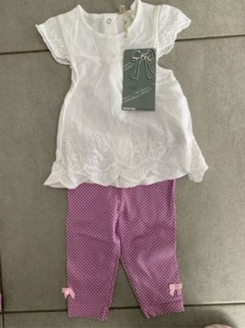 Ensemble 6 mois fille neuf