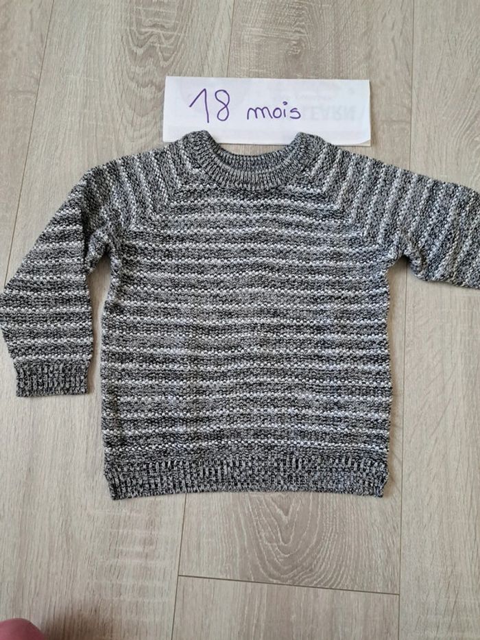 Pull 18 mois