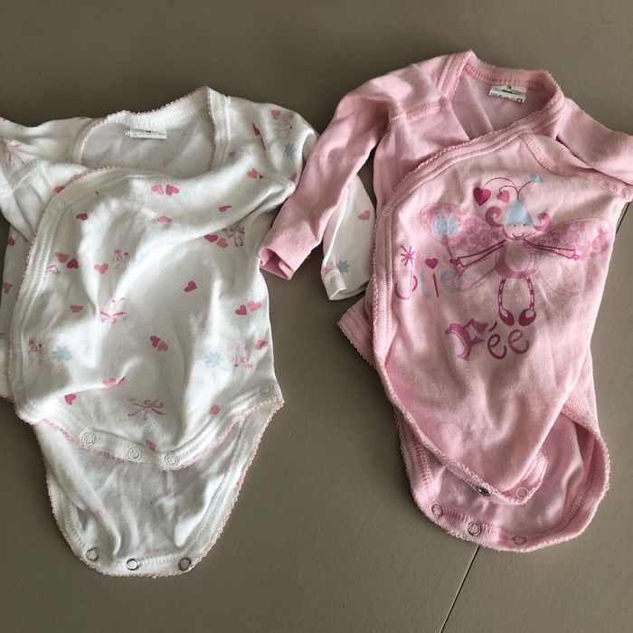 Lot vêtements 1 mois fille - photo numéro 4