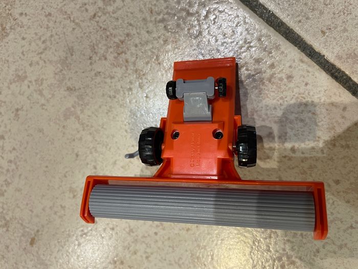 Frank car (petit modèle, plastique) original Disney/Pixar - photo numéro 4