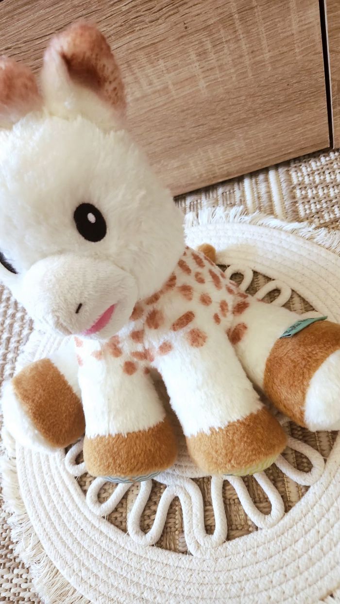 Peluche interactive Sophie la Girafe - photo numéro 2