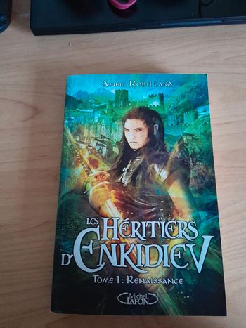 Livre tome 1 les héritiers d'enkidiev