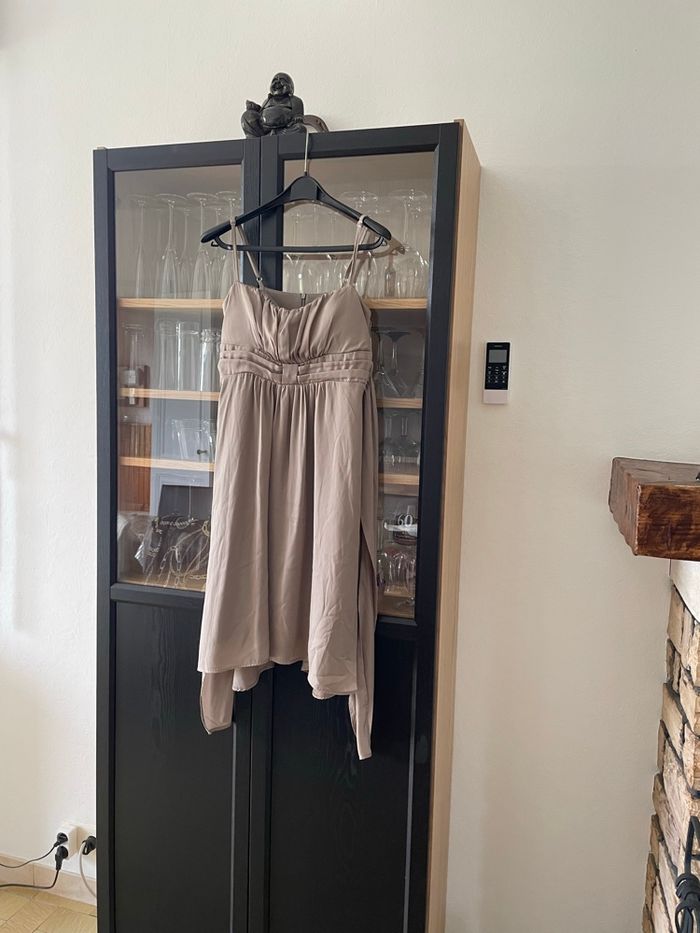 Robe pour les fêtes - photo numéro 3