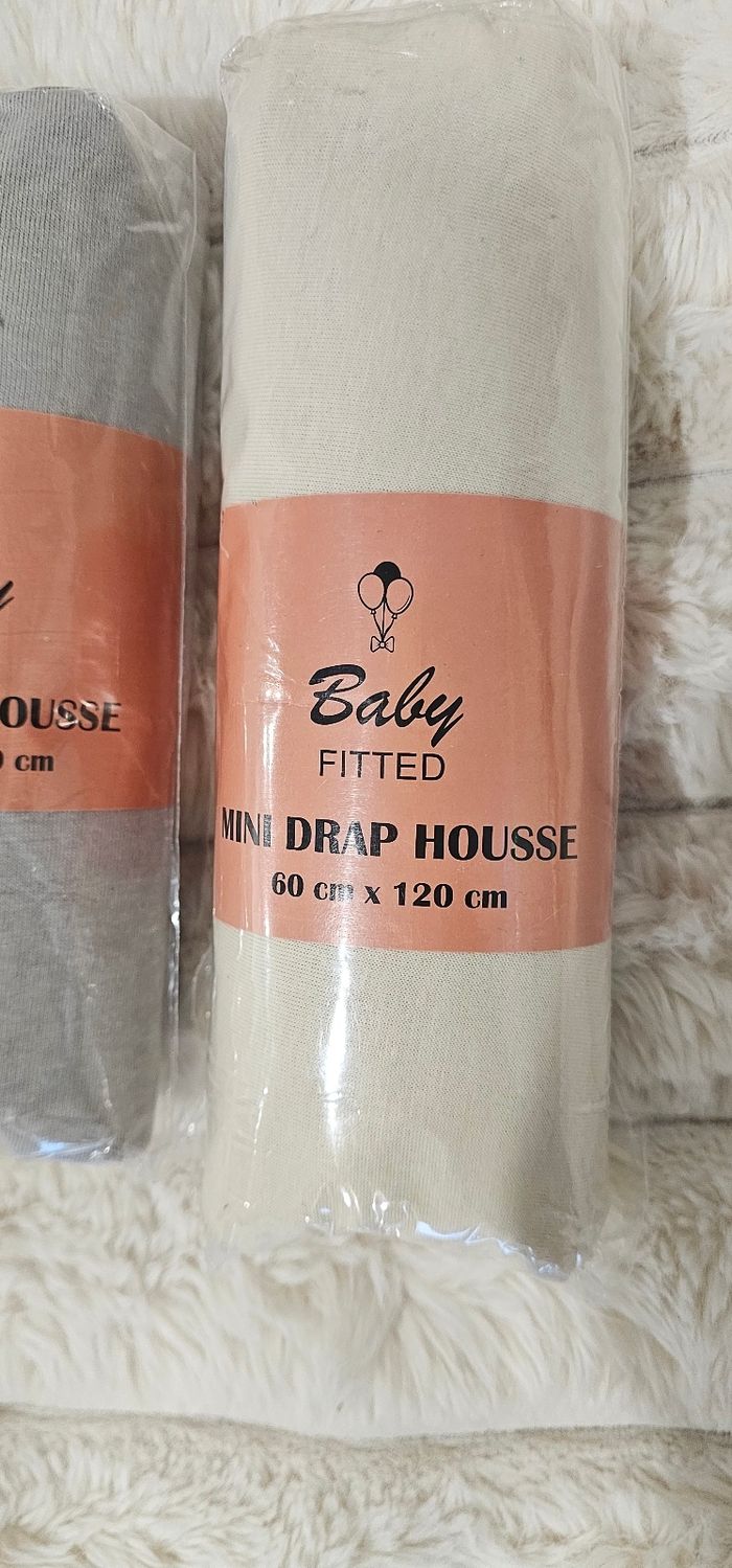 Lot de 2 draps housses 60×120cm Neufs - photo numéro 2