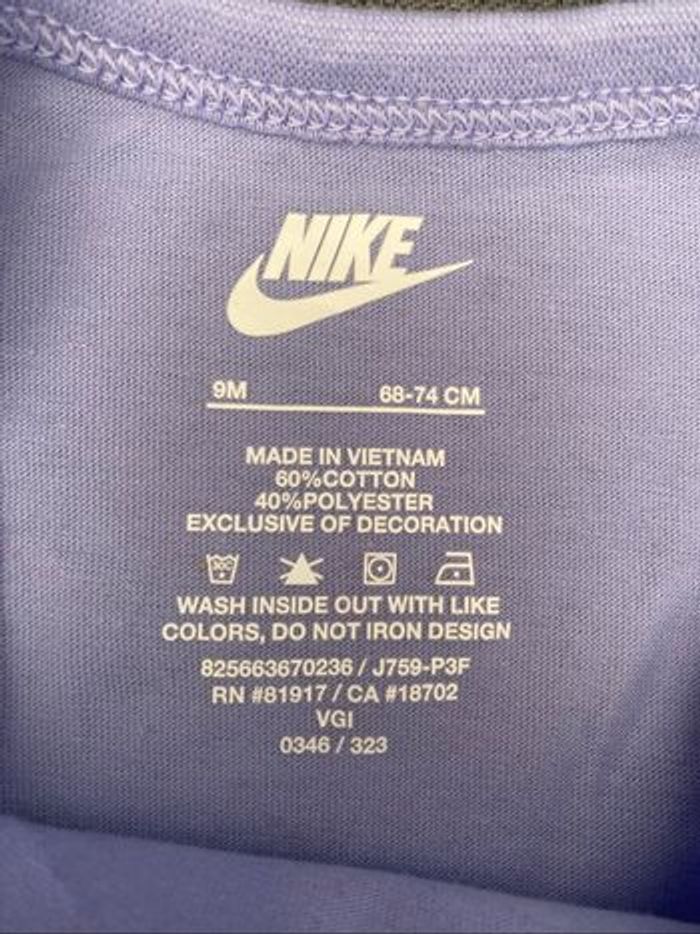 Lot de 3 bodys Nike 9 mois - photo numéro 3