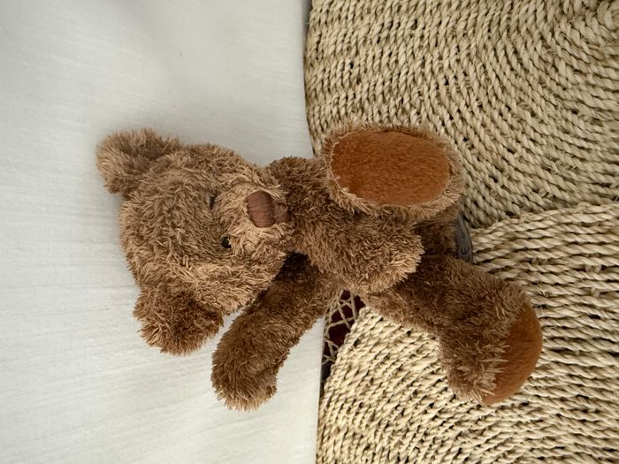 Peluche ours LES PETITES MARIE marron endormi couché - photo numéro 5