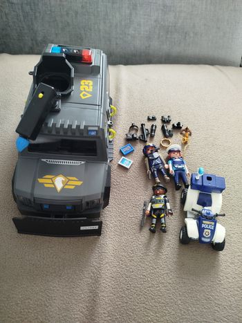 Fourgon playmobil 
