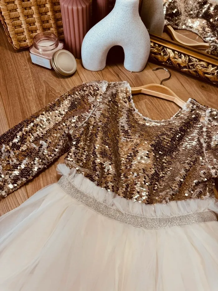 Taille 8 ans Robe créateur fille TAO crème doré * sequins tulle * 🌹 - photo numéro 3