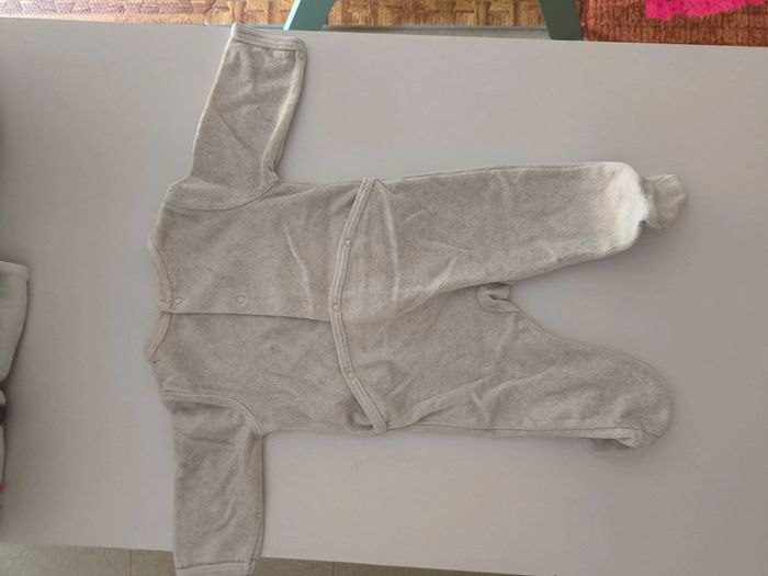 Pyjamas tape à l'oeil 3mois - photo numéro 2