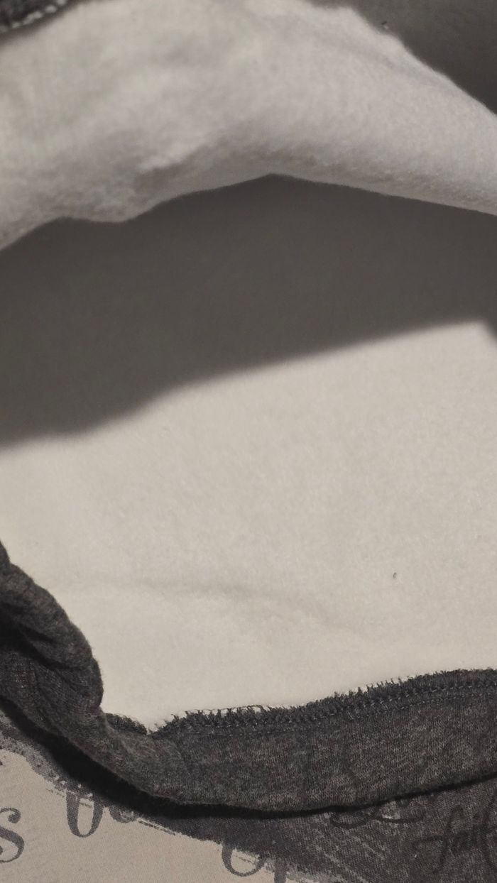 NEUF (non porté) 🏷🩷🤩👌 😍 superbe sweat molleton et molletonné 10 ans fille 🩷🤩👌😍 - photo numéro 5