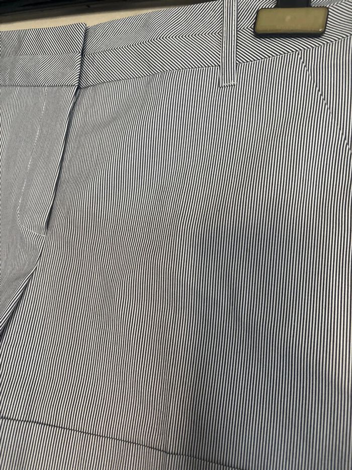 Short Caroll taille 36 - photo numéro 2