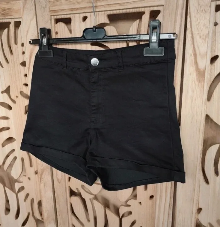 Short à revers Taille 34 H&M - photo numéro 2