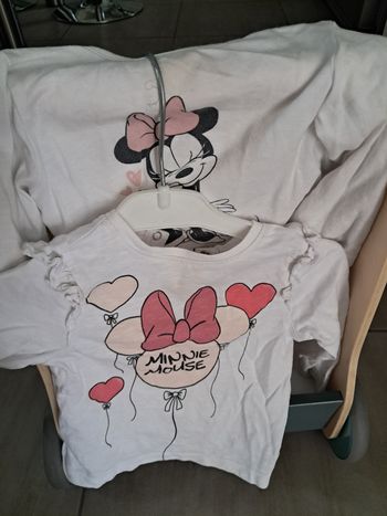 2 Tee-shirts ml fille 9 mois disney