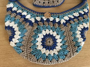 sac banane bleu au crochet fait main