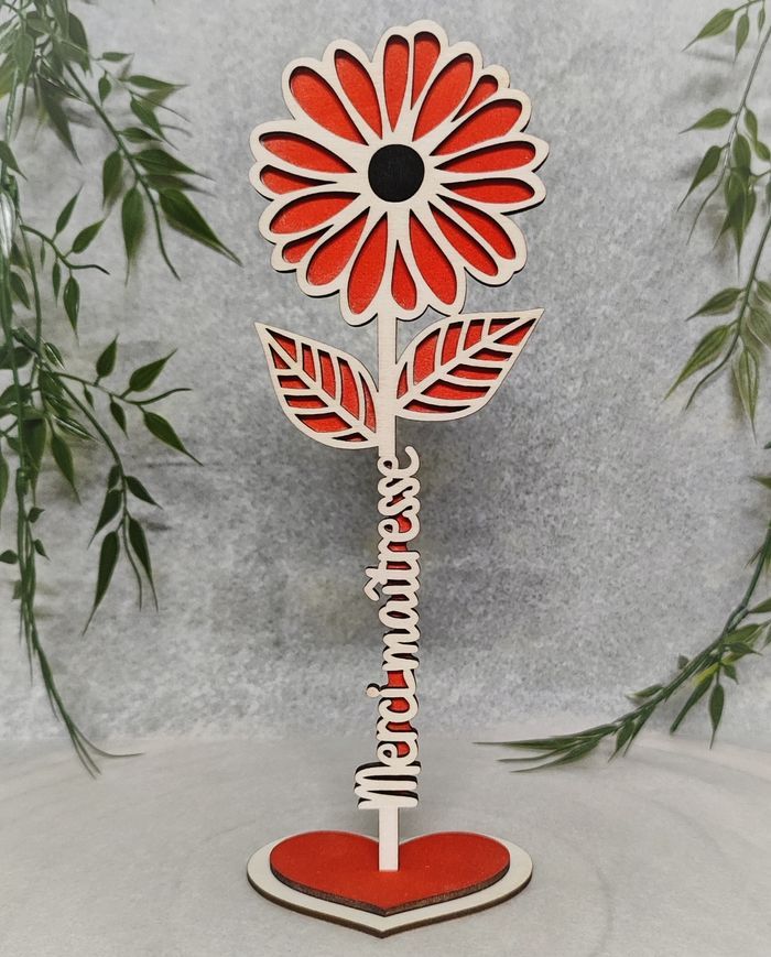 Fleur en bois à personnaliser , pour anniversaire , Saint Valentin , Mariage , fête des mères . - photo numéro 2