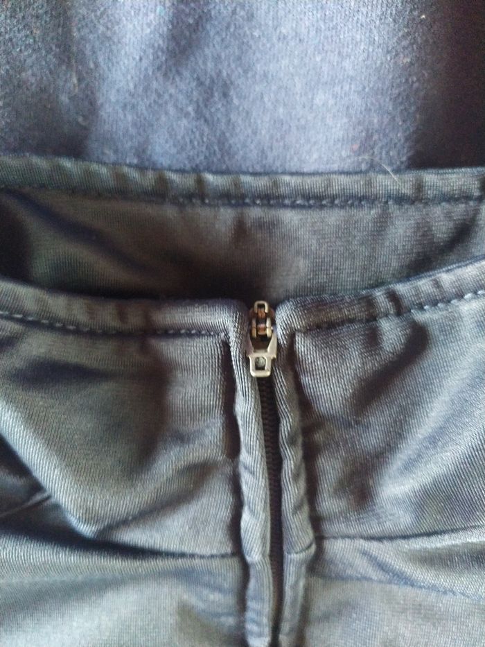 Lot pantalons jogging + veste 6 ans garcon - photo numéro 3