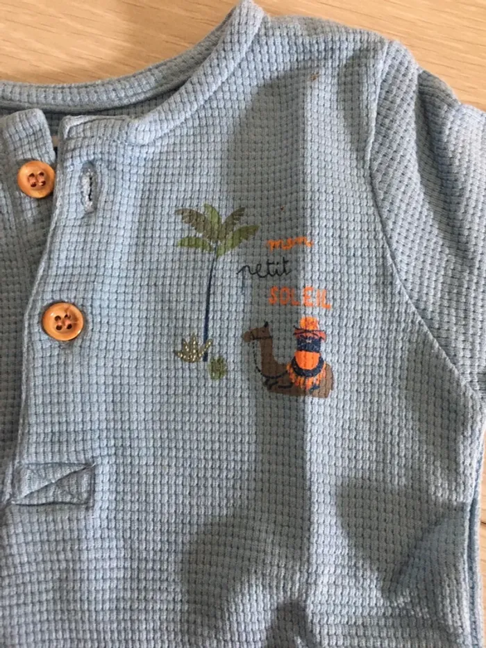 Lot 2 t-shirt 12 mois kiabi - photo numéro 3