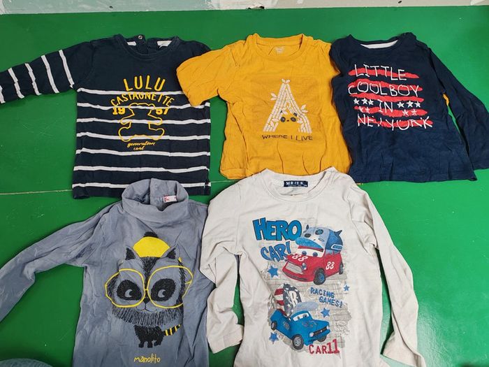 Lot t shirts manches longue 23/24 mois
