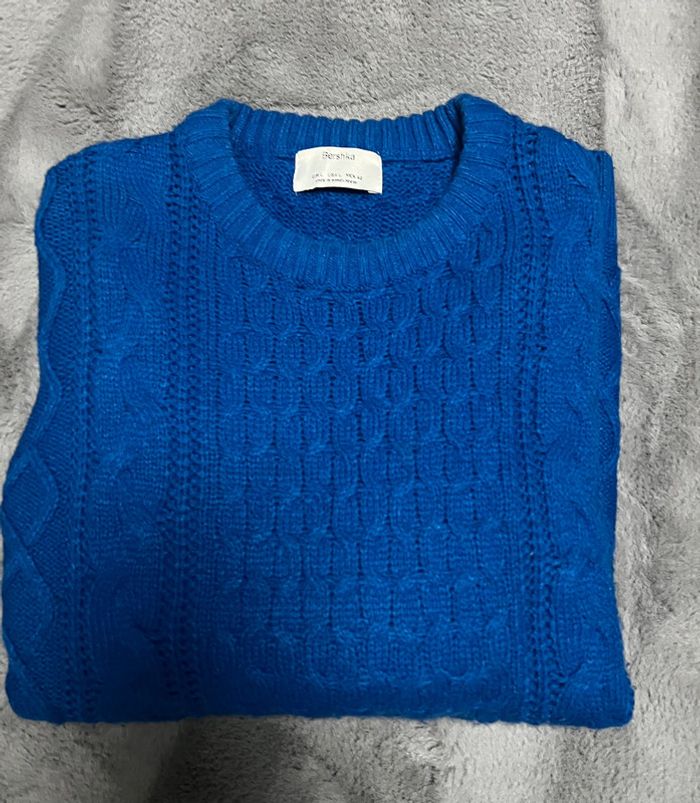 Pull bershka bleu électrique - photo numéro 4