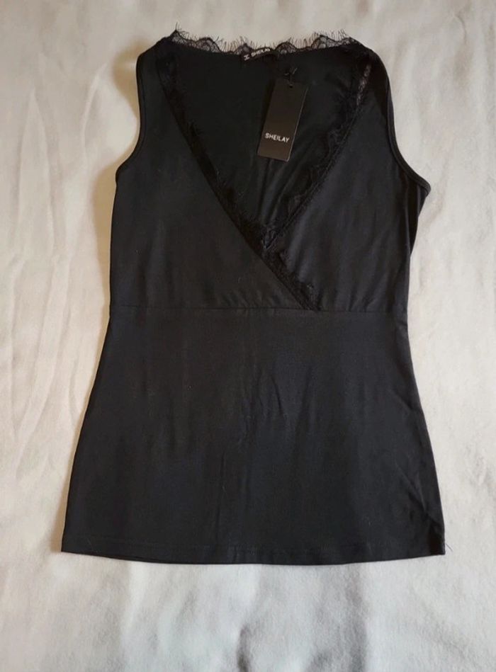 Haut manches courtes