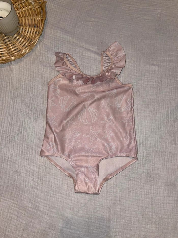 Maillot de bain rose imprimée coquillage