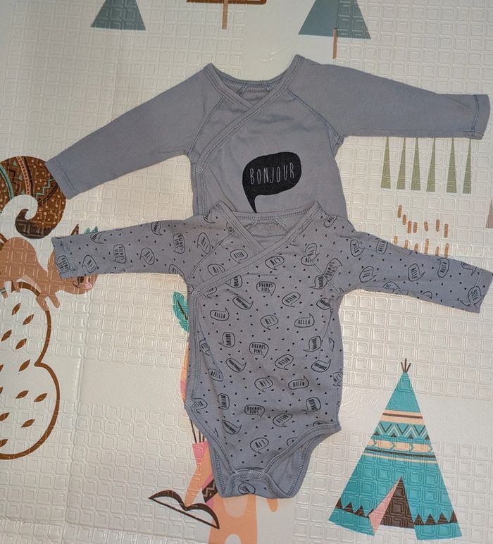 Lot de 2 bodies manches longues 3 mois