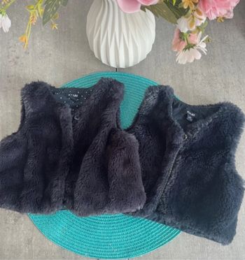 Gilet sans manches en fausse fourrure - KIABI 3 mois