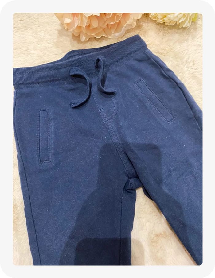 Jogging bleu - photo numéro 2