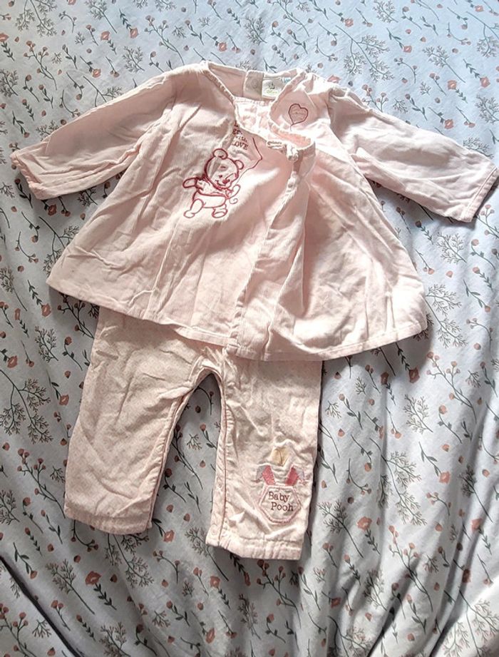 Ensemble attaché body long pantalon et veste Kimono Winnie l'Ourson brodé Disney 3-6mois Neuf - photo numéro 3