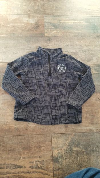 Polaire lupilu 4 ans en très bon état