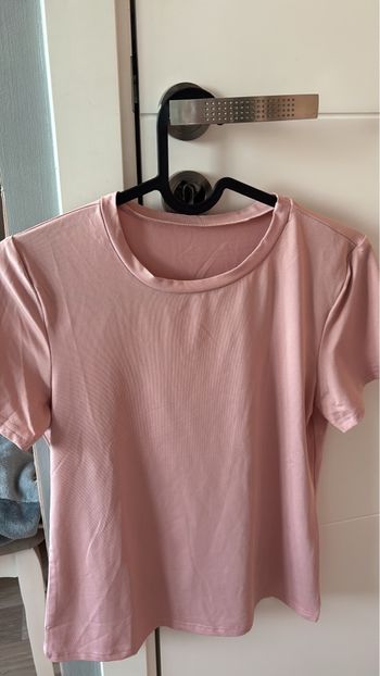 T-shirt rose Kiabi – très bon état – taille S (36)