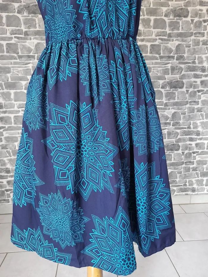 Robe sans manche - photo numéro 3