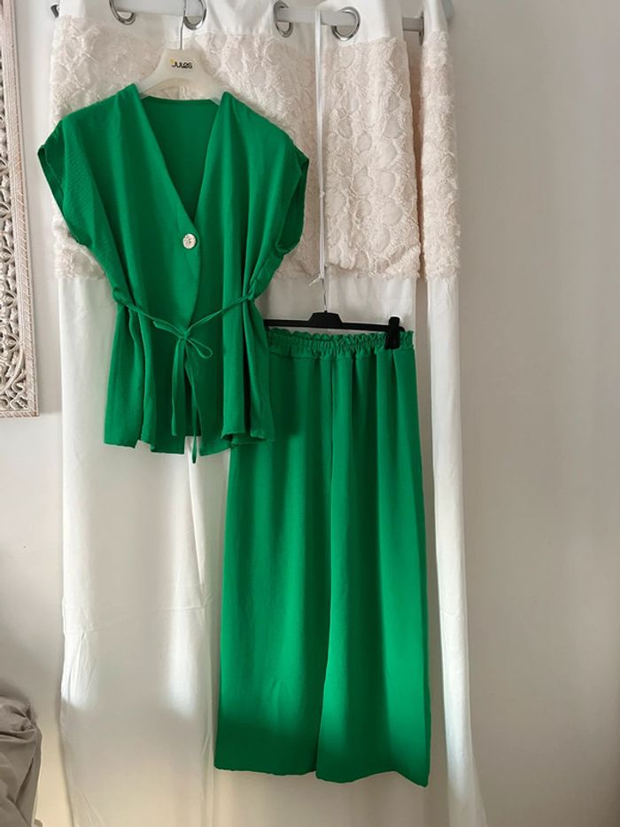 Ensemble d’été S/M neuf - photo numéro 4
