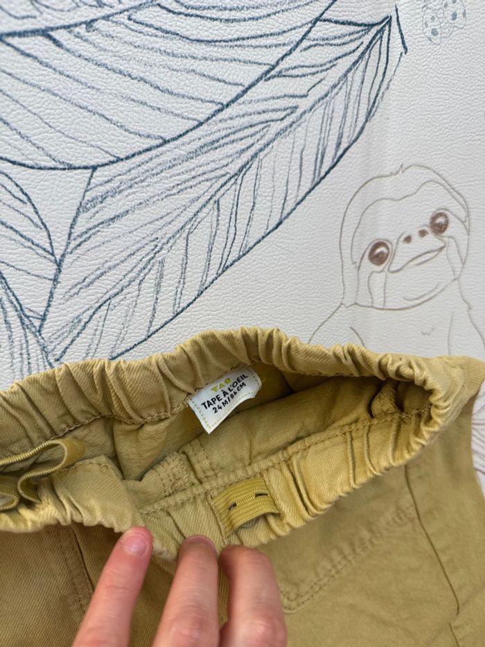 Pantalon jaune tape à l’œil - photo numéro 2