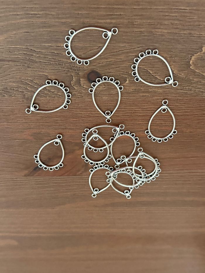 Un lot 14 de pendentifs connecteurs - DIY